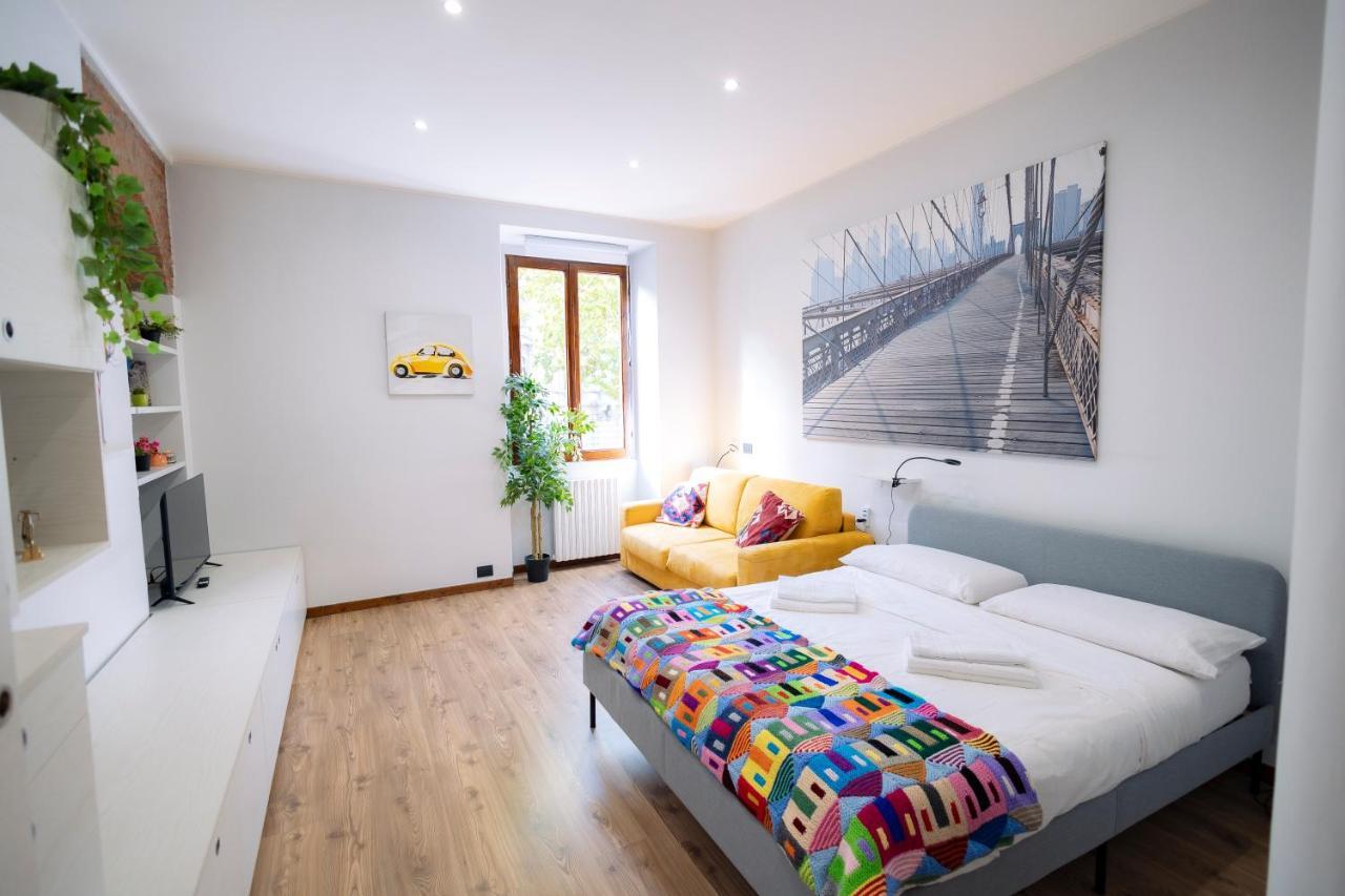 The Red Bricks Home - San Babila Area มิลาน ภายนอก รูปภาพ
